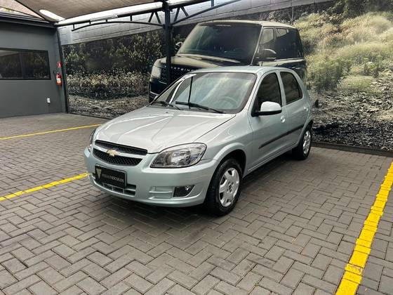 CHEVROLET CELTA 1.0 MPFI LT 8V FLEX 4P MANUAL CHEVROLET CELTA 1.0 MPFI LT 8V FLEX 4P MANUAL